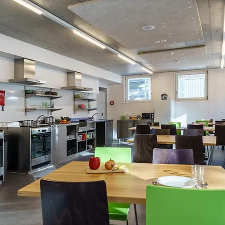 @ Backpackers Hostel Ιντερλάκεν