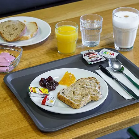 Hostel @ Backpackers Ιντερλάκεν